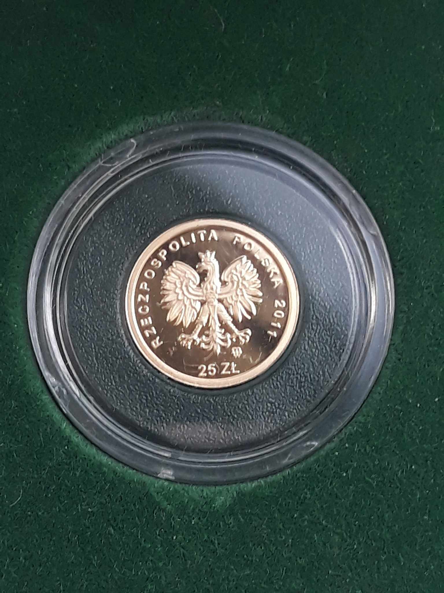 25 zł 2011 r. Beatyfikacja JP2 certyfikat i pudełko NBP mennicza img (1)